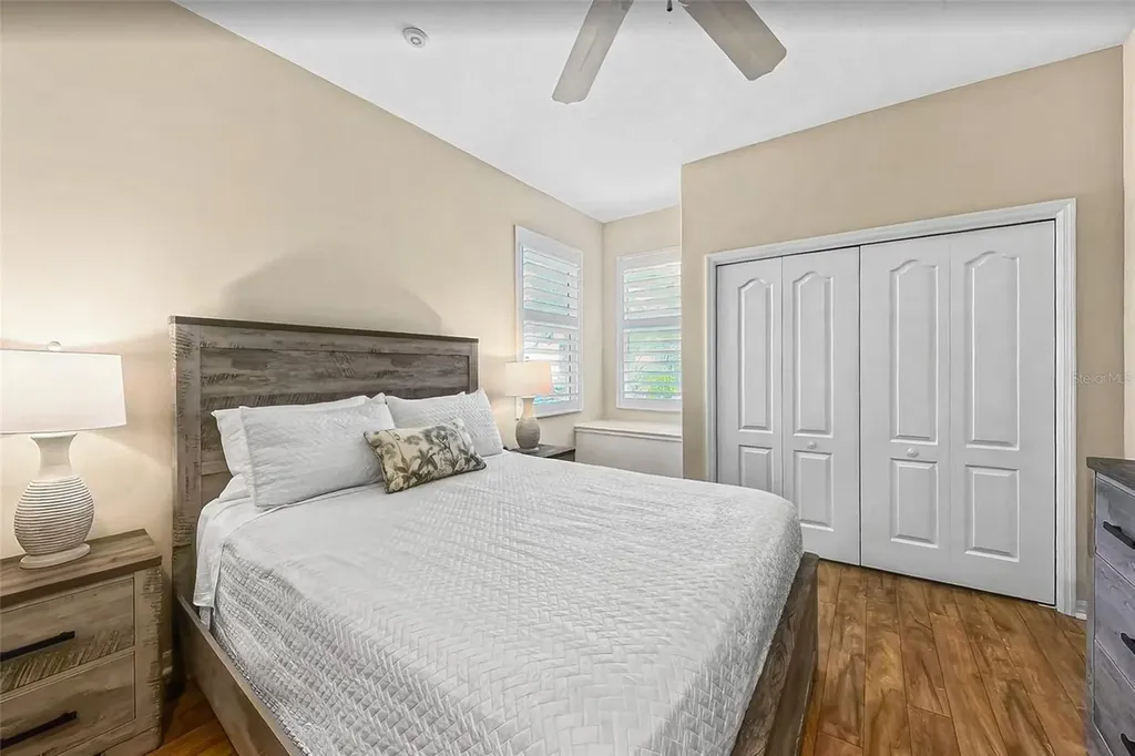 7106 La Ronda Court Sarasota FL 34238