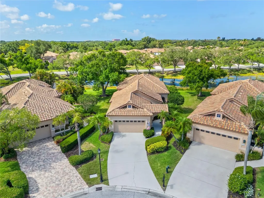 7106 La Ronda Court Sarasota FL 34238