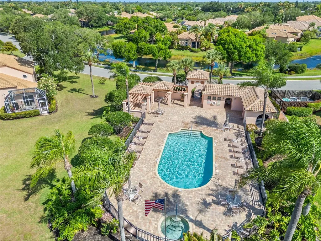 7106 La Ronda Court Sarasota FL 34238