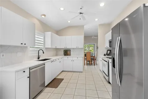 7106 La Ronda Court Sarasota FL 34238
