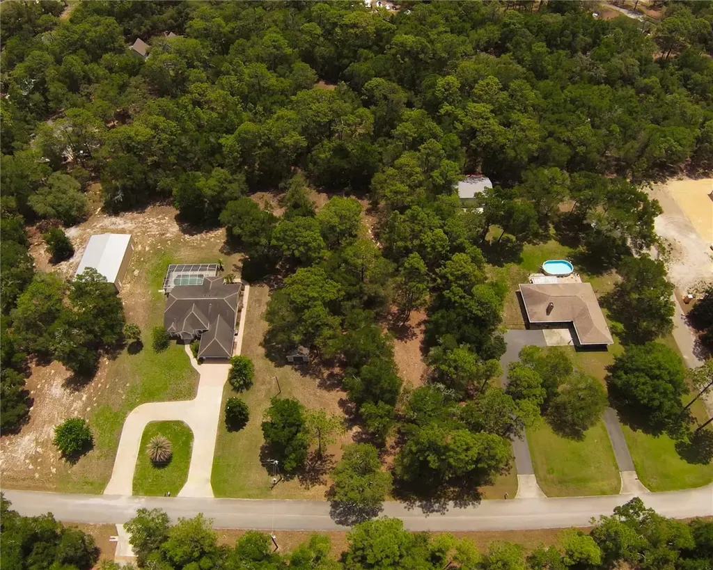 8107 N Marianzzo Terrace Crystal River FL 34428