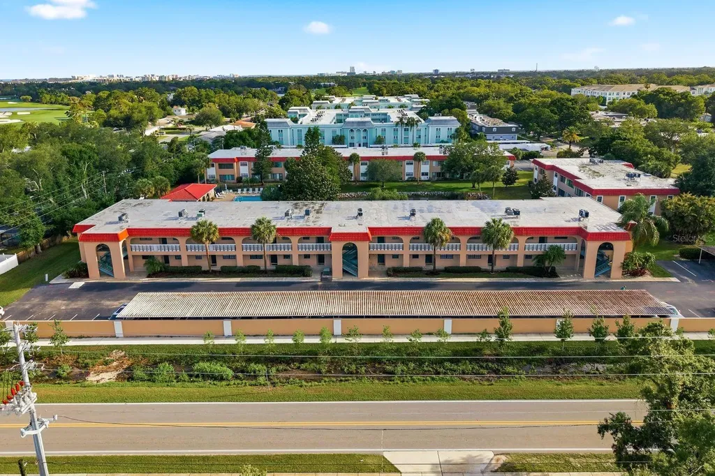 1750 Belleair Forest Drive Belleair FL 33756