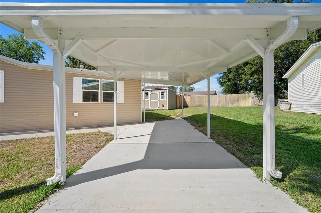 1137 Yaupon Street Daytona Beach FL 32117