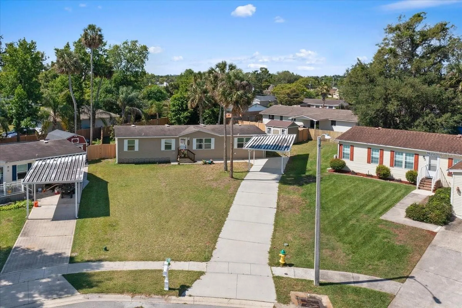 1137 Yaupon Street Daytona Beach FL 32117