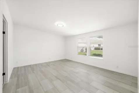 1137 Yaupon Street Daytona Beach FL 32117