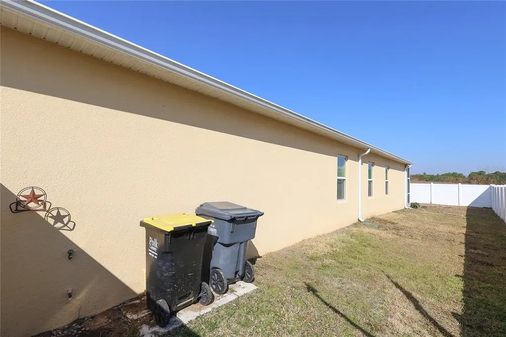 2389 Rock Drive Kissimmee FL 34759
