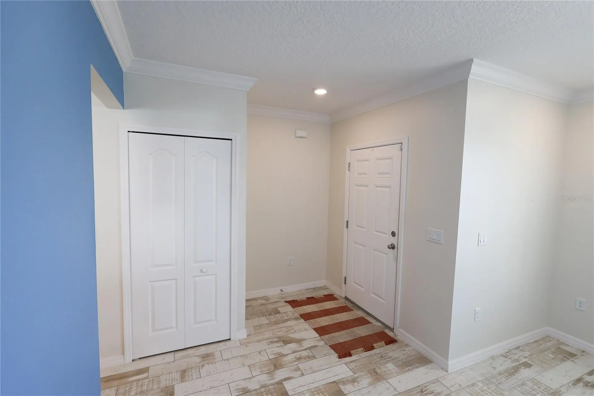 2389 Rock Drive Kissimmee FL 34759