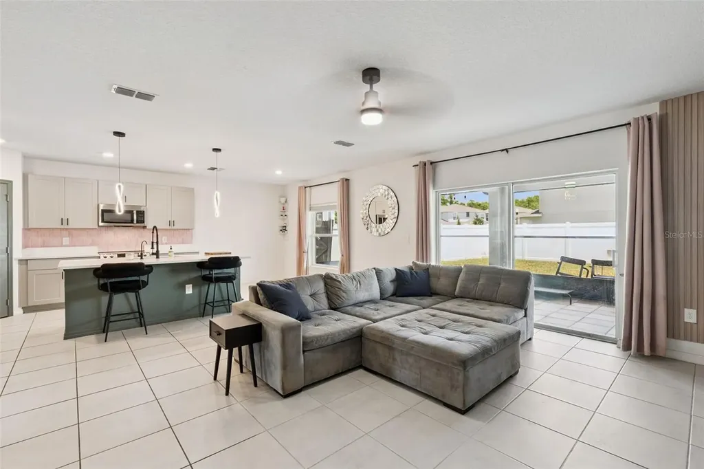 584 Pink Ibis Bend St Cloud FL 34772