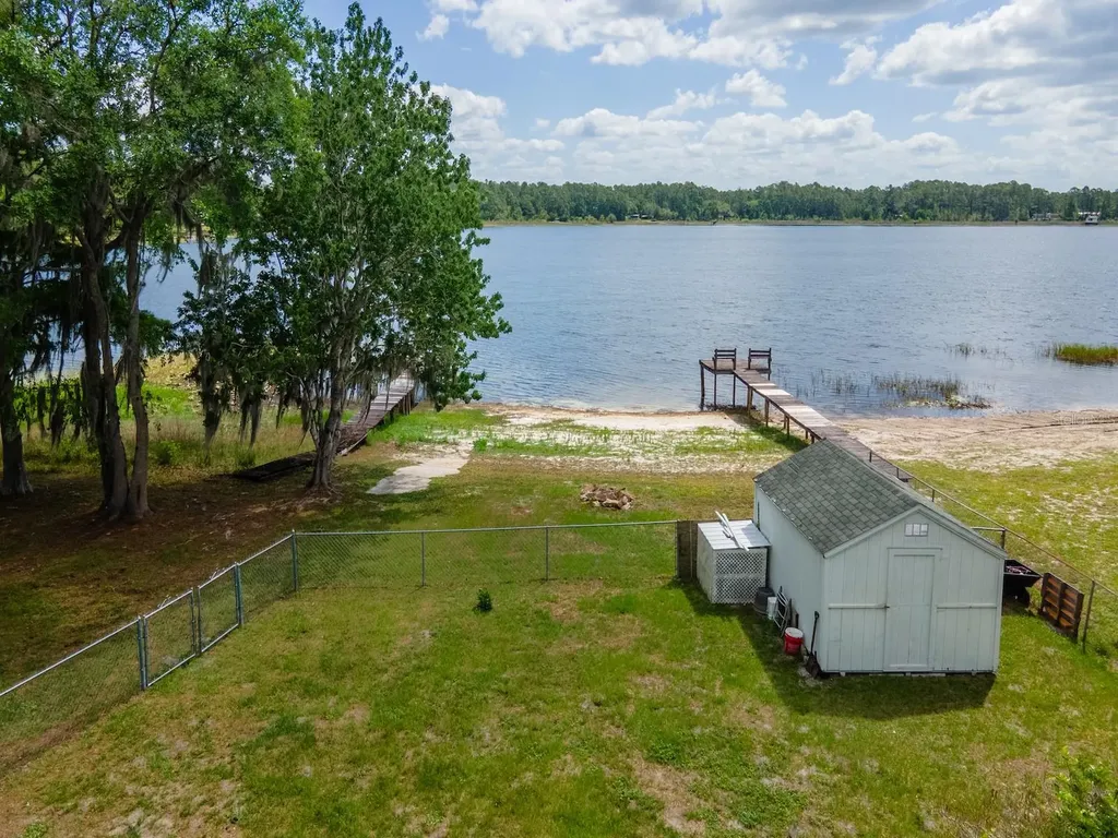 23191 NE 112th Court Road Fort Mc Coy FL 32134