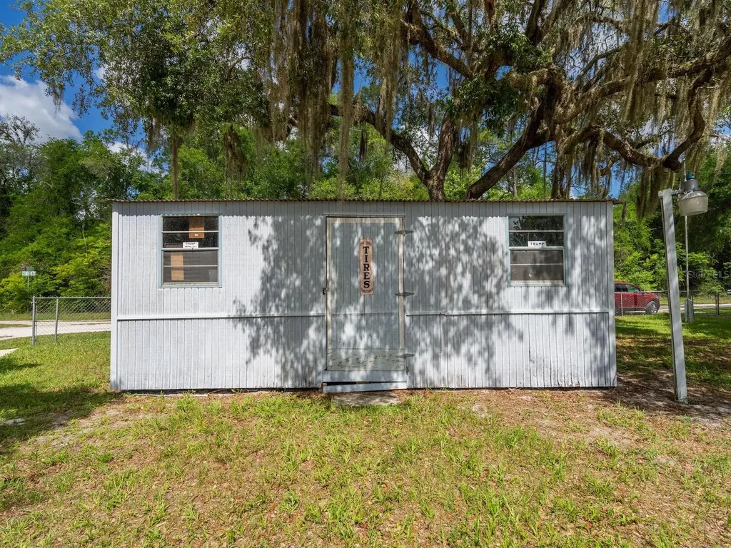 23191 NE 112th Court Road Fort Mc Coy FL 32134
