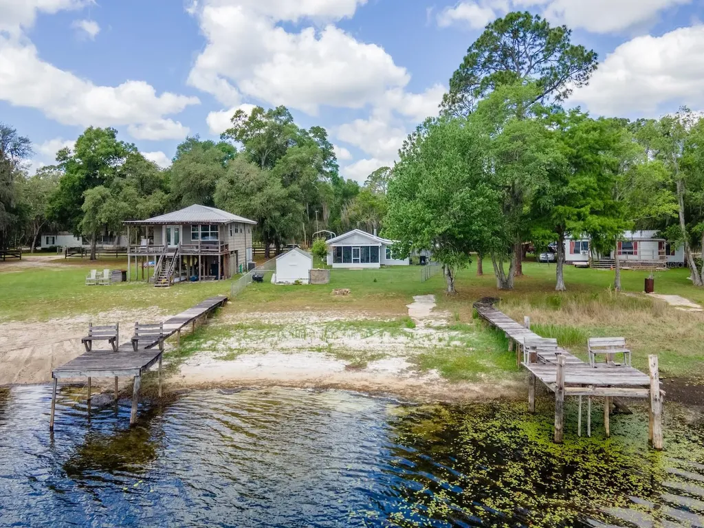 23191 NE 112th Court Road Fort Mc Coy FL 32134
