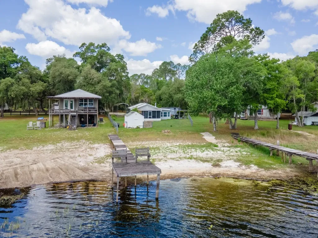 23191 NE 112th Court Road Fort Mc Coy FL 32134