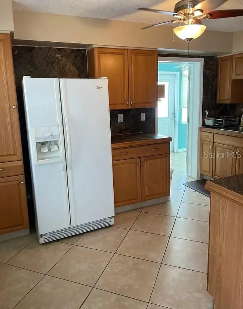 641 Folsom Street S St Petersburg FL 33707