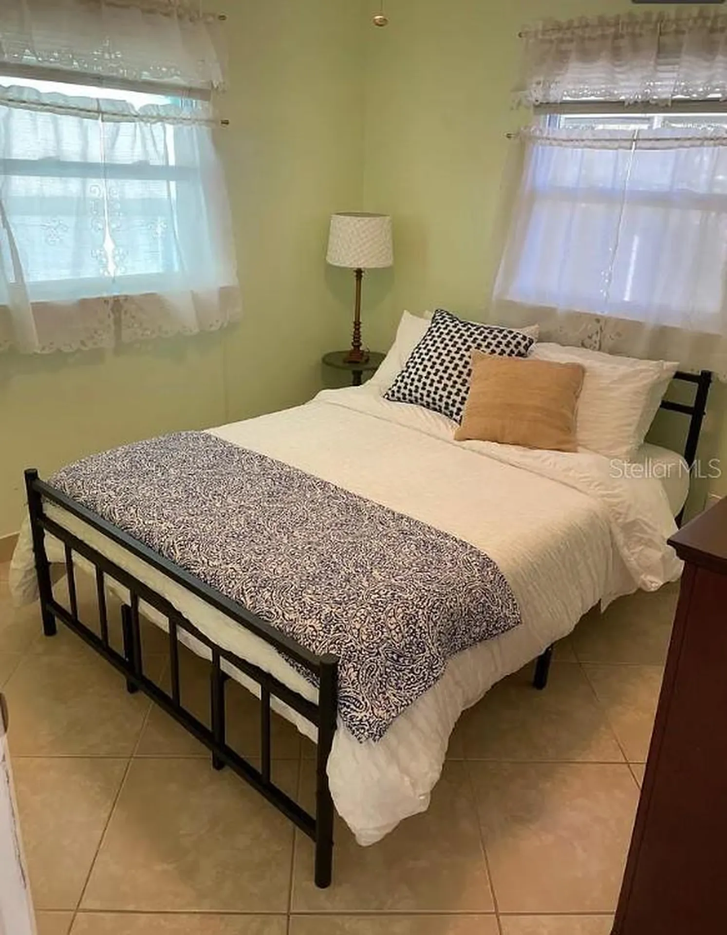 641 Folsom Street S St Petersburg FL 33707
