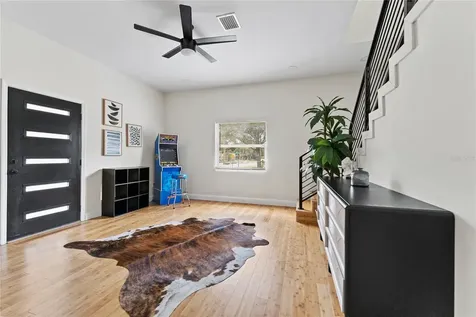 680 25TH Avenue S St Petersburg FL 33705