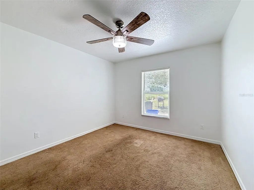 127 Stewart Lake Loop Groveland FL 34736