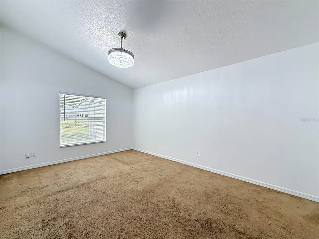127 Stewart Lake Loop Groveland FL 34736