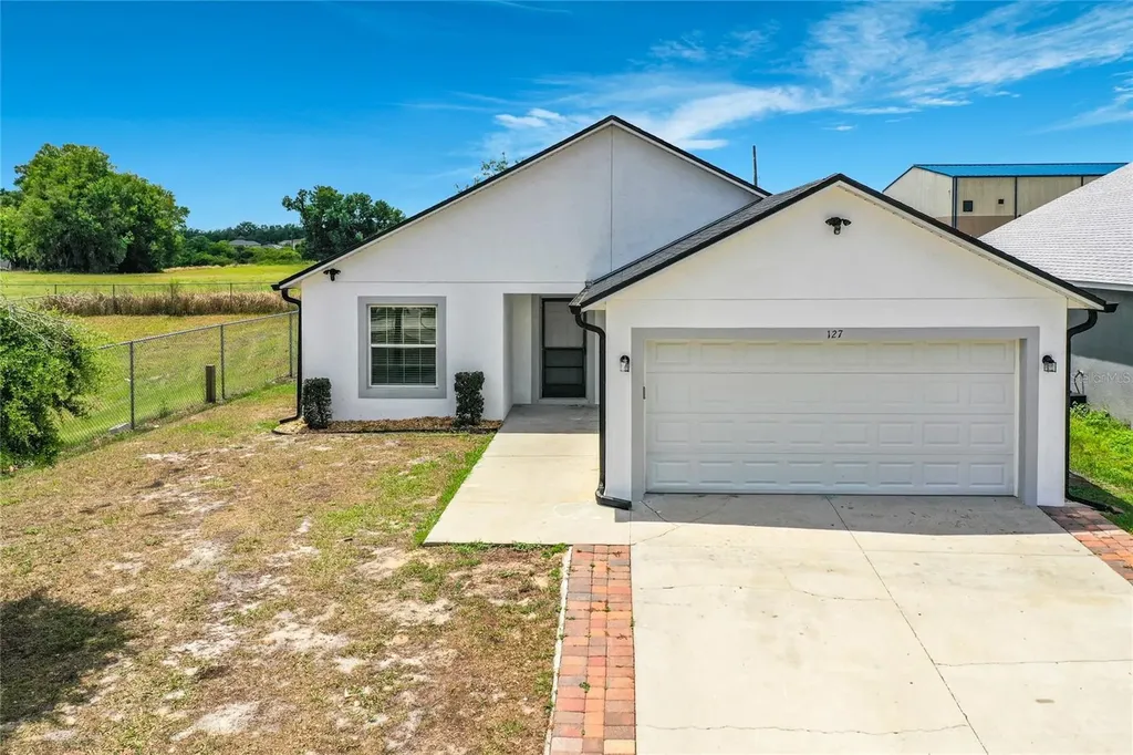 127 Stewart Lake Loop Groveland FL 34736