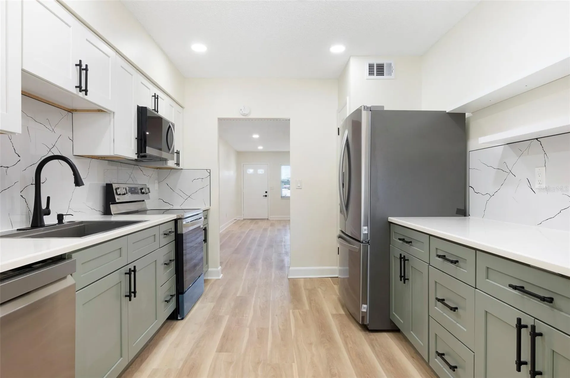 3740 58th Street N St Petersburg FL 33710