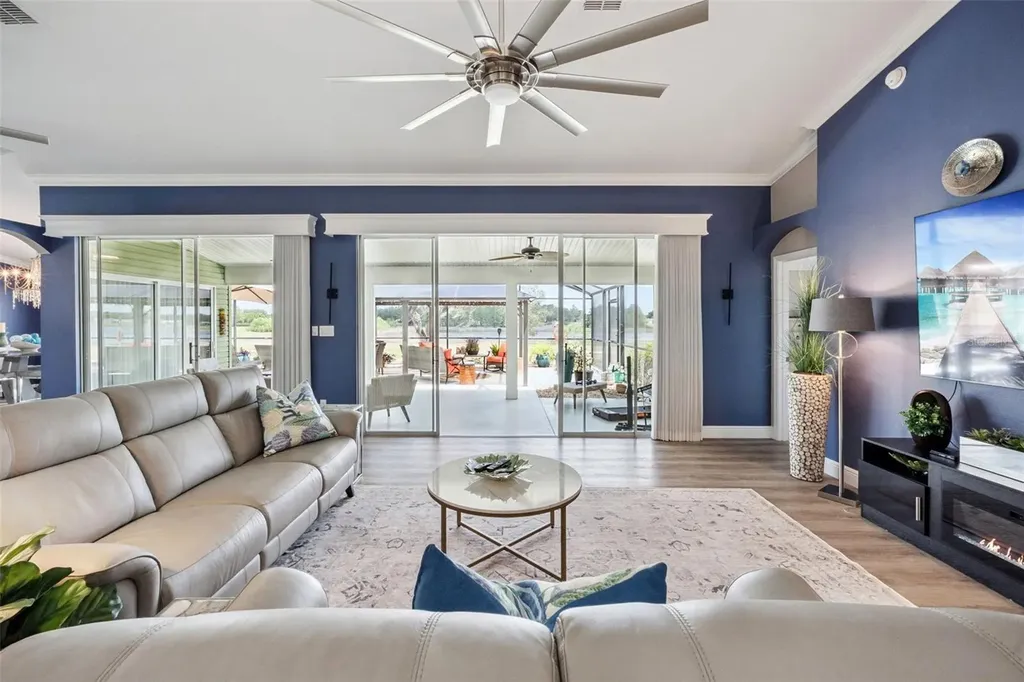4750 Sawgrass Lake Circle Leesburg FL 34748