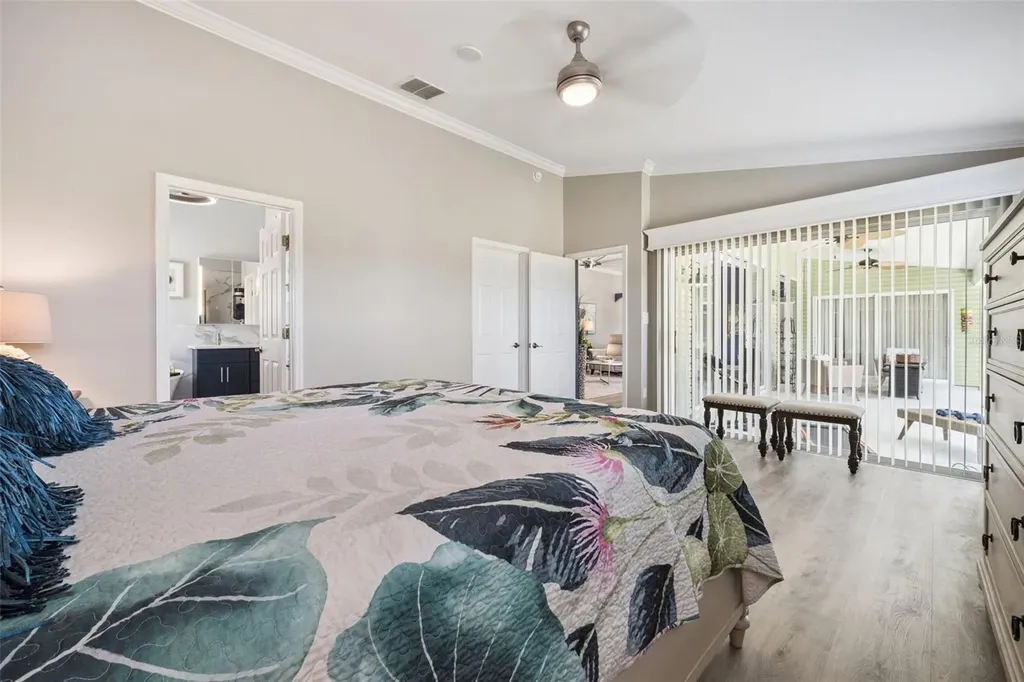 4750 Sawgrass Lake Circle Leesburg FL 34748
