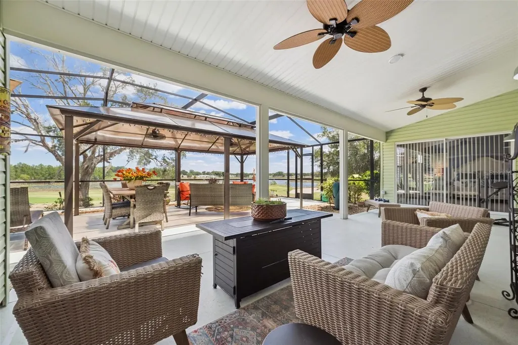 4750 Sawgrass Lake Circle Leesburg FL 34748