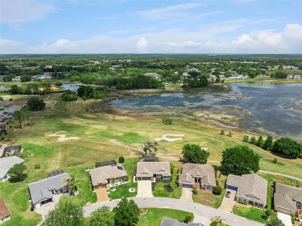 4750 Sawgrass Lake Circle Leesburg FL 34748
