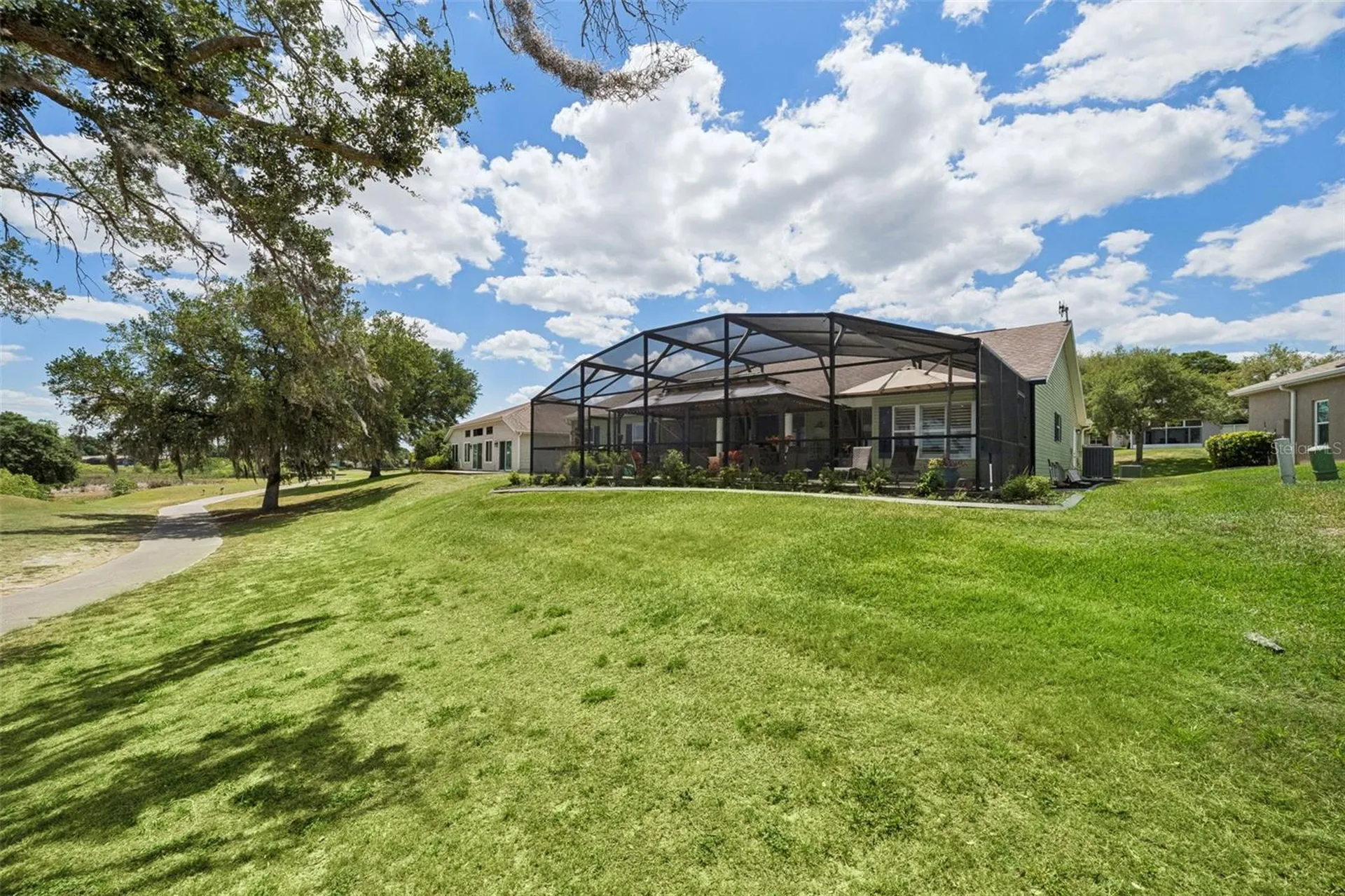 4750 Sawgrass Lake Circle Leesburg FL 34748