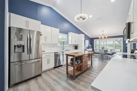 4750 Sawgrass Lake Circle Leesburg FL 34748
