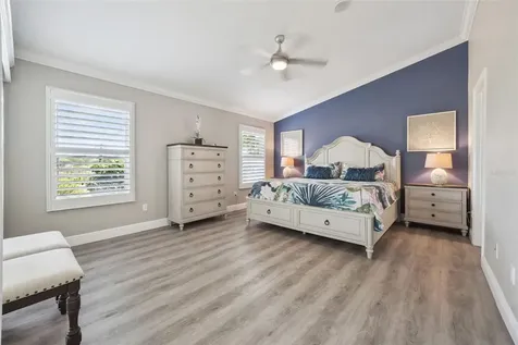4750 Sawgrass Lake Circle Leesburg FL 34748