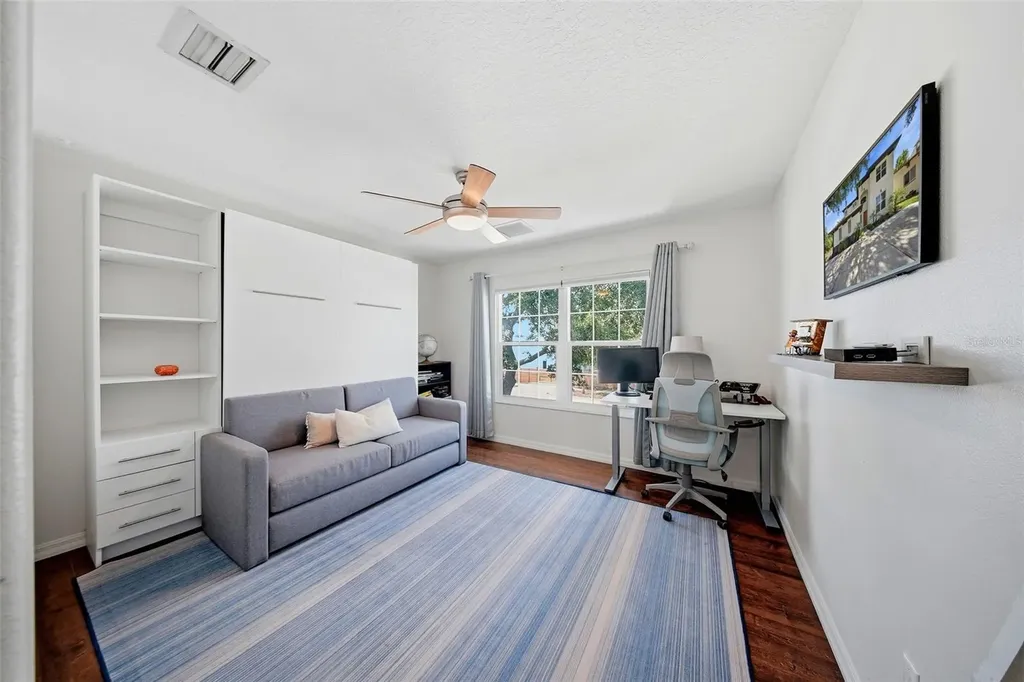 236 15th Avenue SE St Petersburg FL 33701