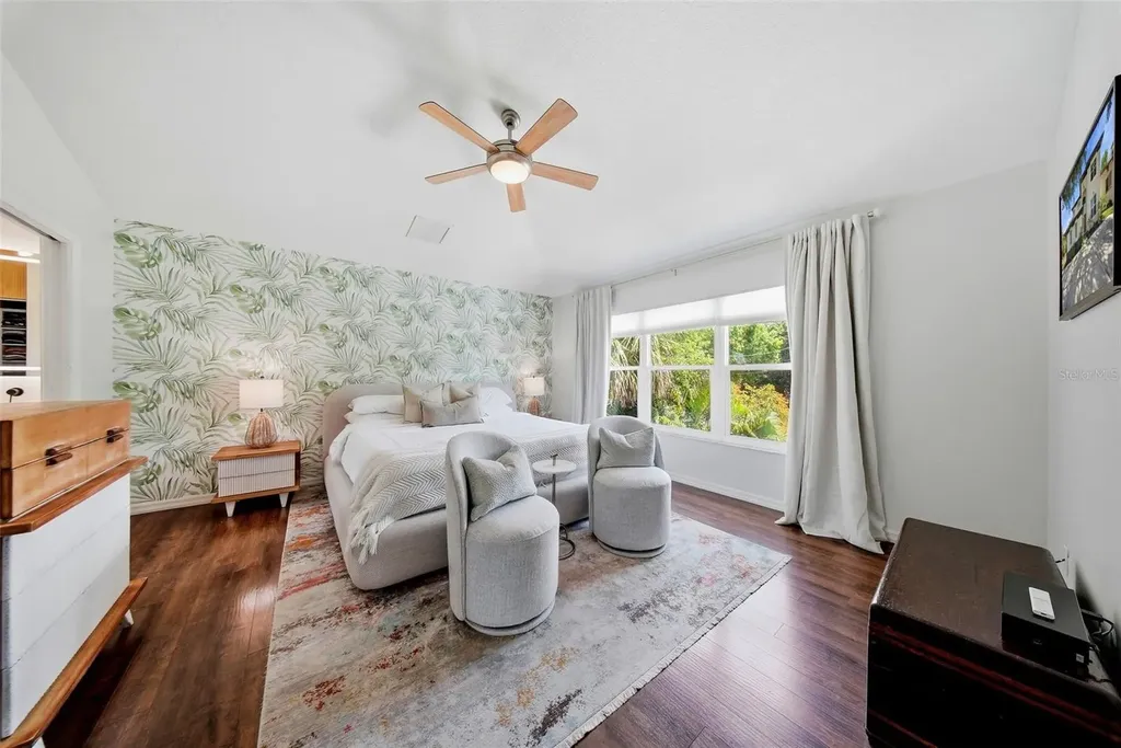 236 15th Avenue SE St Petersburg FL 33701