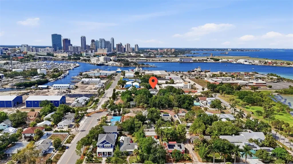 236 15th Avenue SE St Petersburg FL 33701