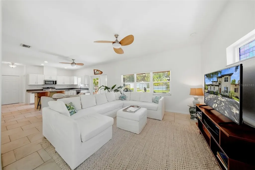 236 15th Avenue SE St Petersburg FL 33701