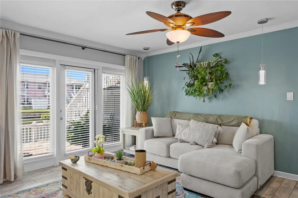 5175 Coquina Key Drive SE St Petersburg FL 33705