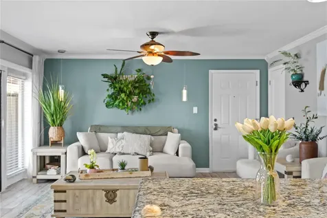 5175 Coquina Key Drive SE St Petersburg FL 33705