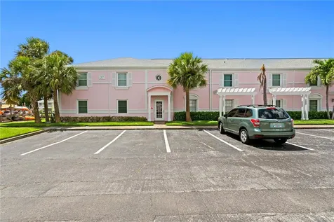 5175 Coquina Key Drive SE St Petersburg FL 33705