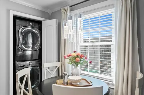 5175 Coquina Key Drive SE St Petersburg FL 33705