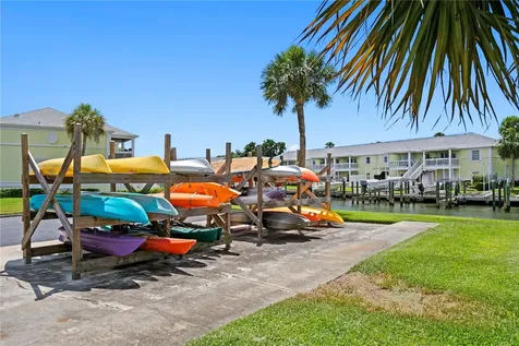 5175 Coquina Key Drive SE St Petersburg FL 33705