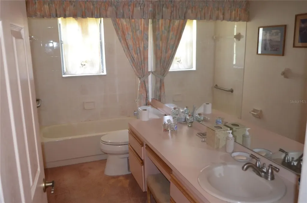 9429 Cobbler Court Weeki Wachee FL 34613
