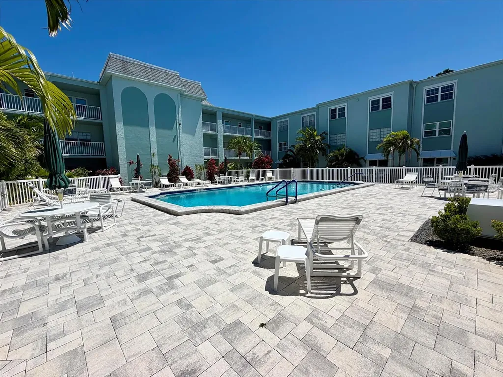 1706 Belleair Forest Drive Belleair FL 33756