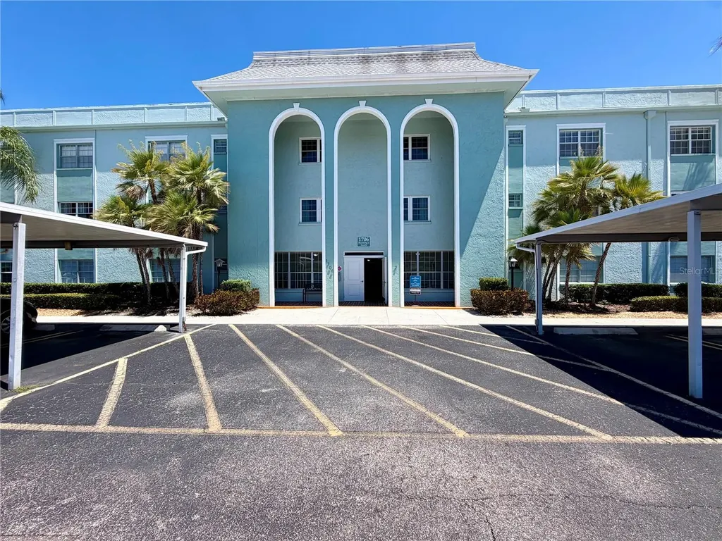 1706 Belleair Forest Drive Belleair FL 33756