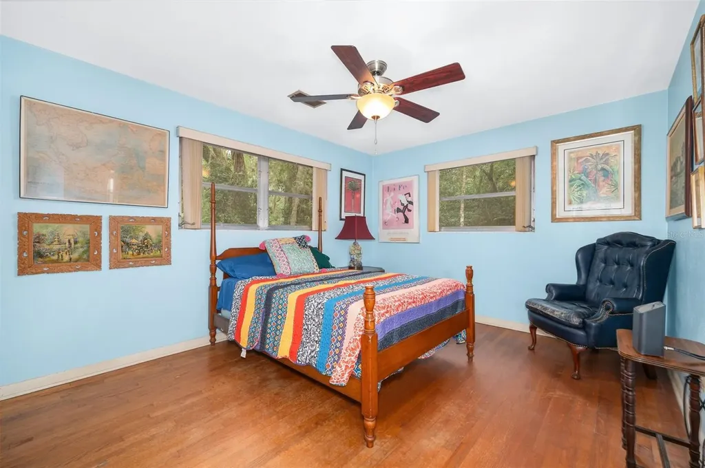 318 SW 40th Terrace Gainesville FL 32607
