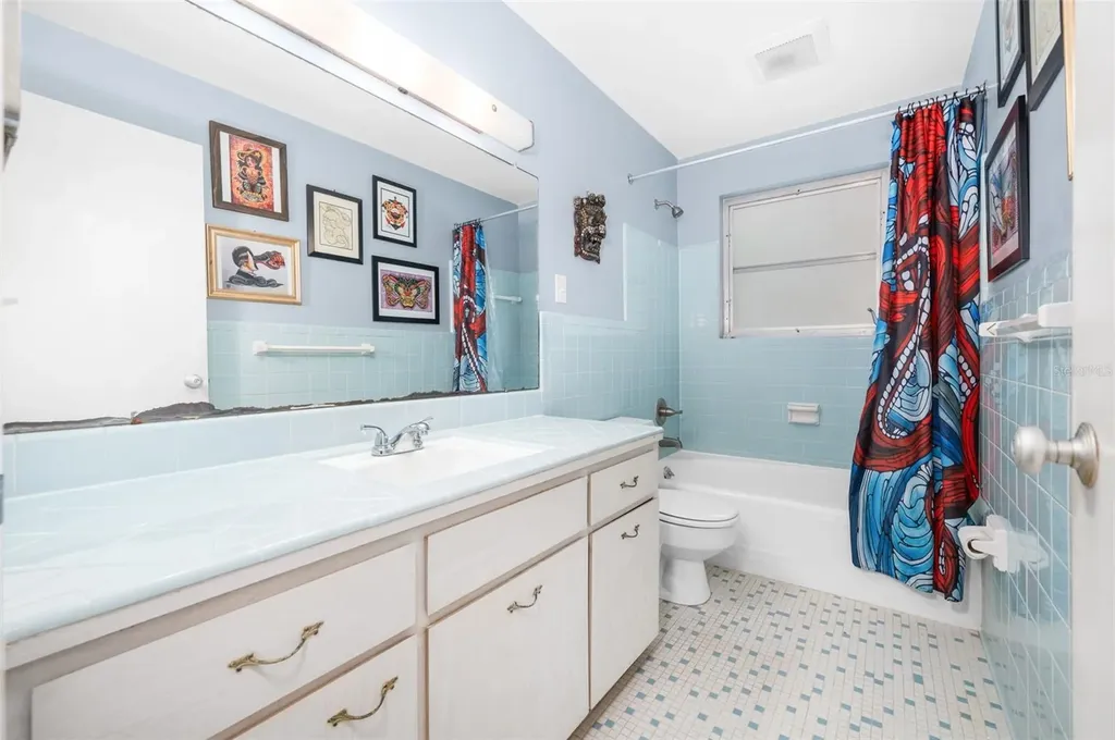 318 SW 40th Terrace Gainesville FL 32607