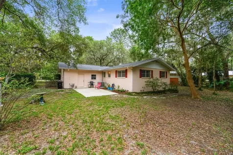 318 SW 40th Terrace Gainesville FL 32607