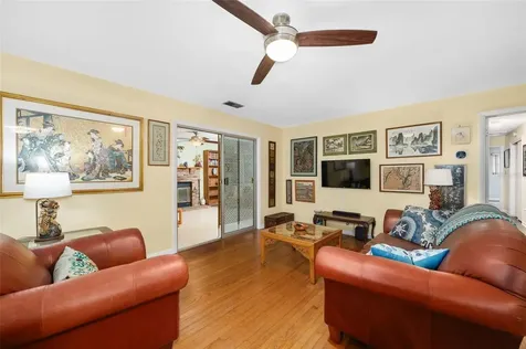 318 SW 40th Terrace Gainesville FL 32607
