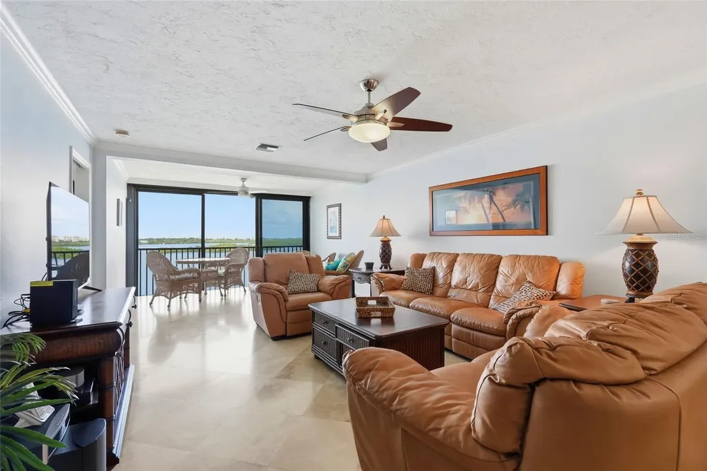 8977 Midnight Pass Road Sarasota FL 34242