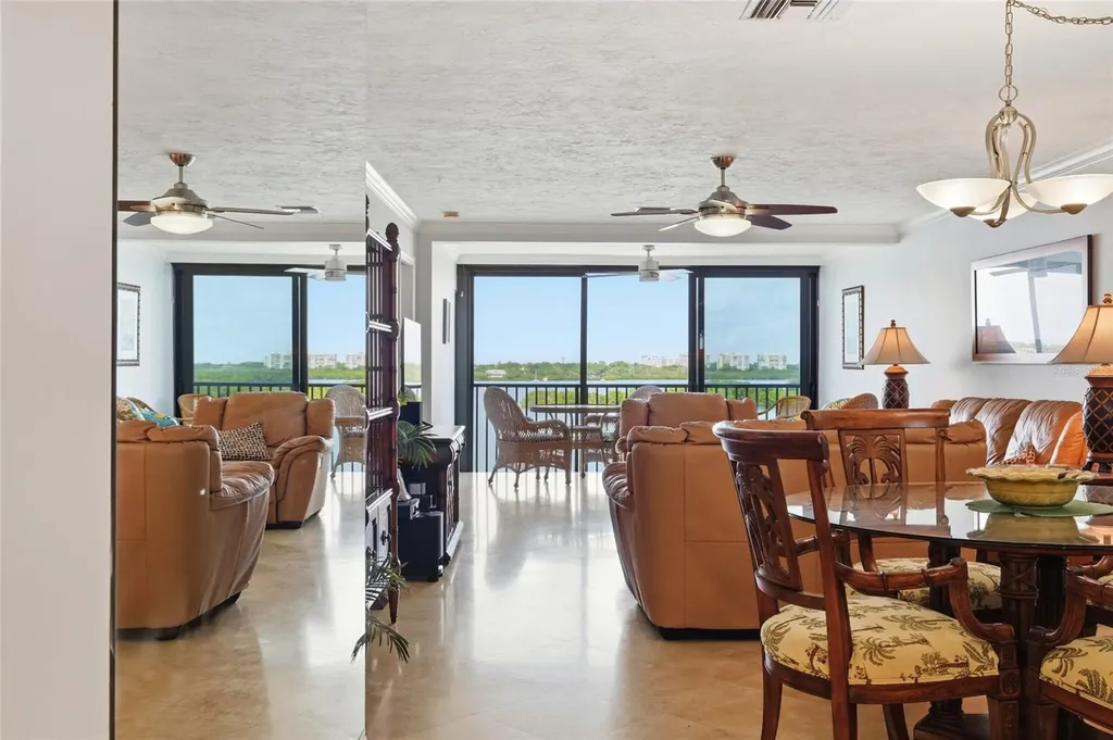 8977 Midnight Pass Road Sarasota FL 34242