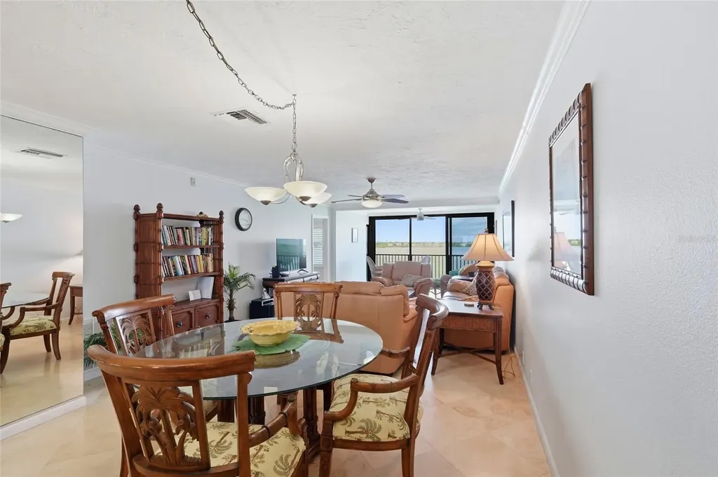 8977 Midnight Pass Road Sarasota FL 34242
