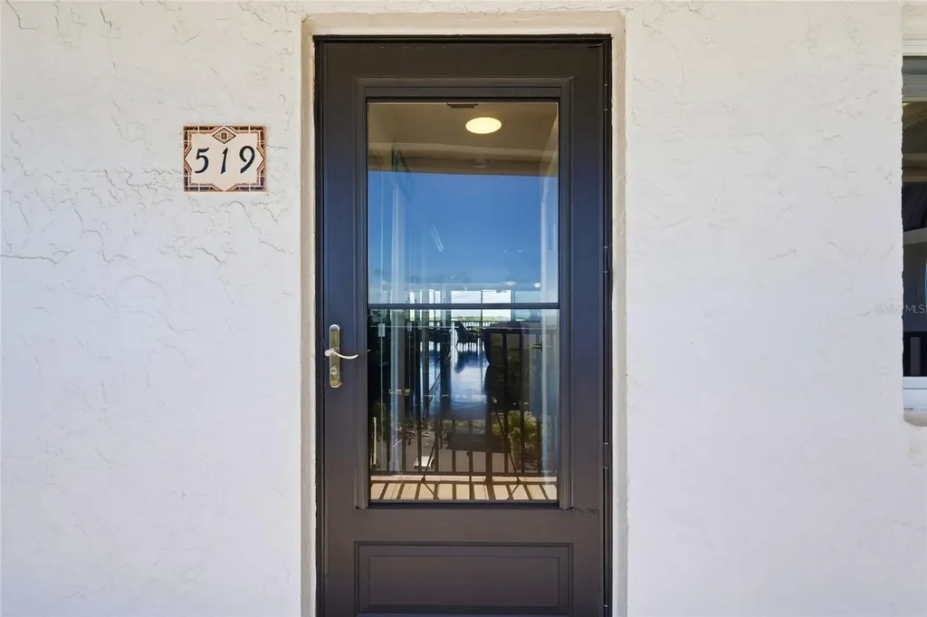 8977 Midnight Pass Road Sarasota FL 34242